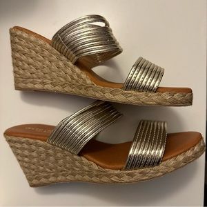 Andre Assous wedge sandals wedge heel